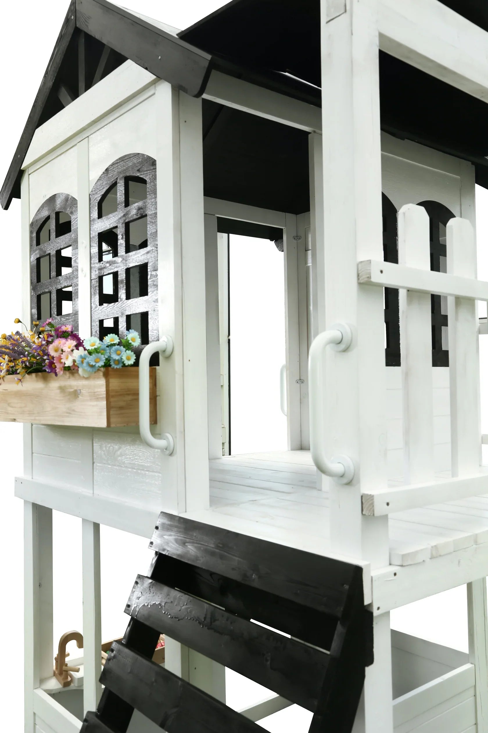 2MamaBees Reign Two Story Playhouse - Korvel