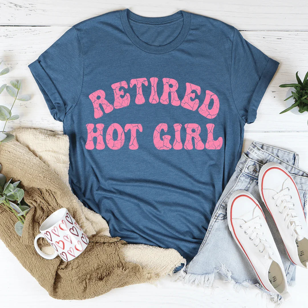 Camiseta de chica sexy jubilada