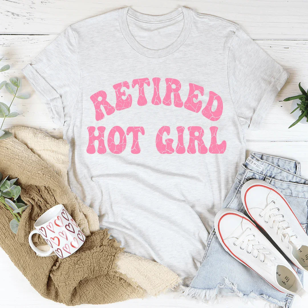 Camiseta de chica sexy jubilada