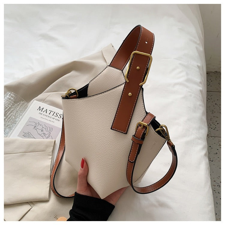 Retro Women's Bag Fashion Casual Bag Portable Water Bucket Bag Red Crossbody Women's Bag - Korvel