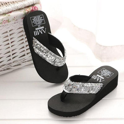 Elegant Rhinestone Women’s Slippers for Summer Comfort
