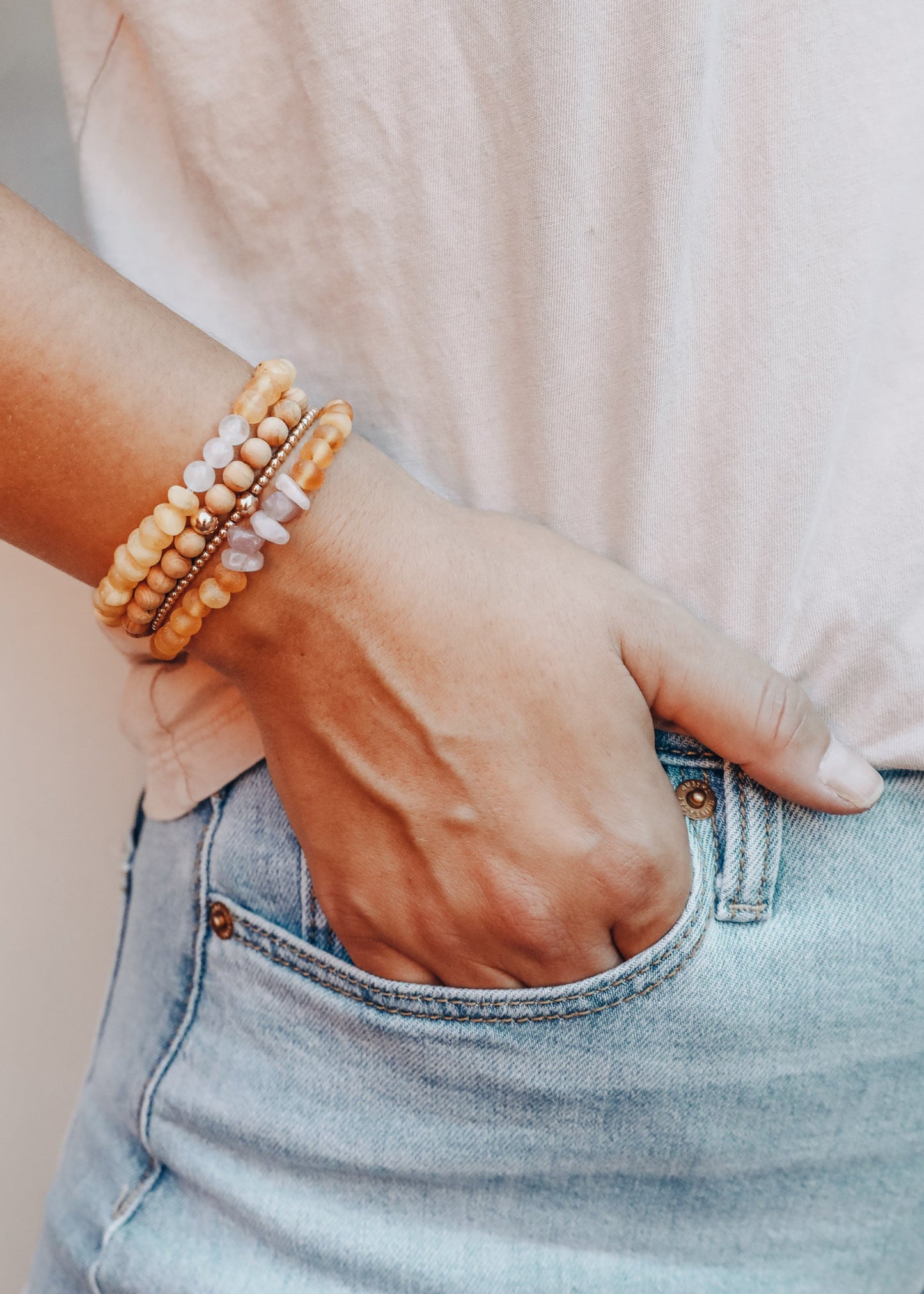 Pulsera de Ámbar Báltico de Miel Cruda y Cuarzo Rosa