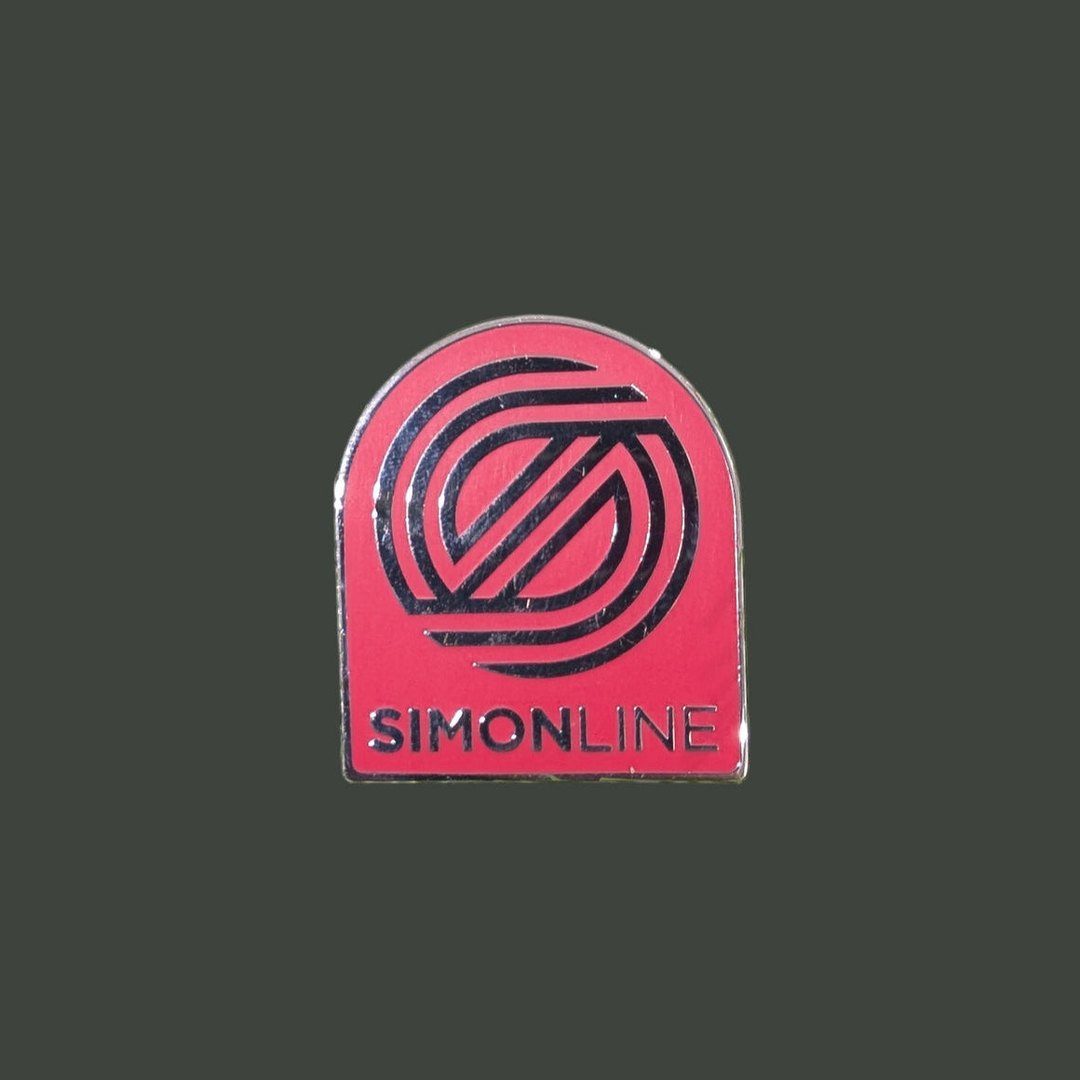 Pin de Icono SimonLine - Accesorio de Esmalte Premium