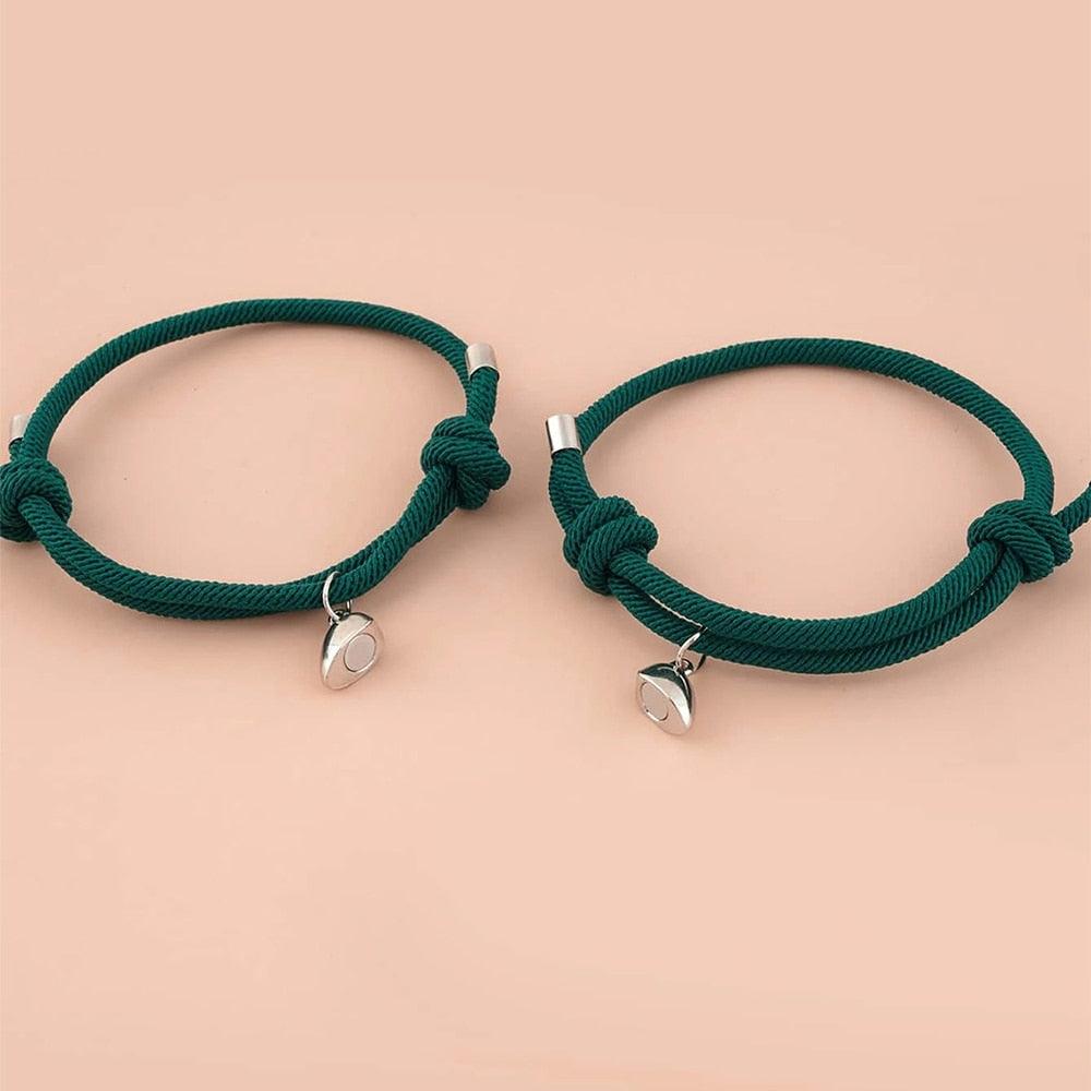 Ensemble de Bracelets Magnétiques en Cœur pour Couples - Cadeau Ajustable