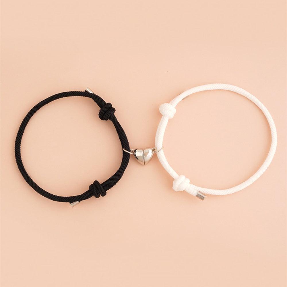 Ensemble de Bracelets Magnétiques en Cœur pour Couples - Cadeau Ajustable