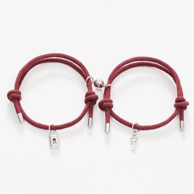 Bracelets Couple Magnétiques Romantiques - Design Clé et Serrure Classique
