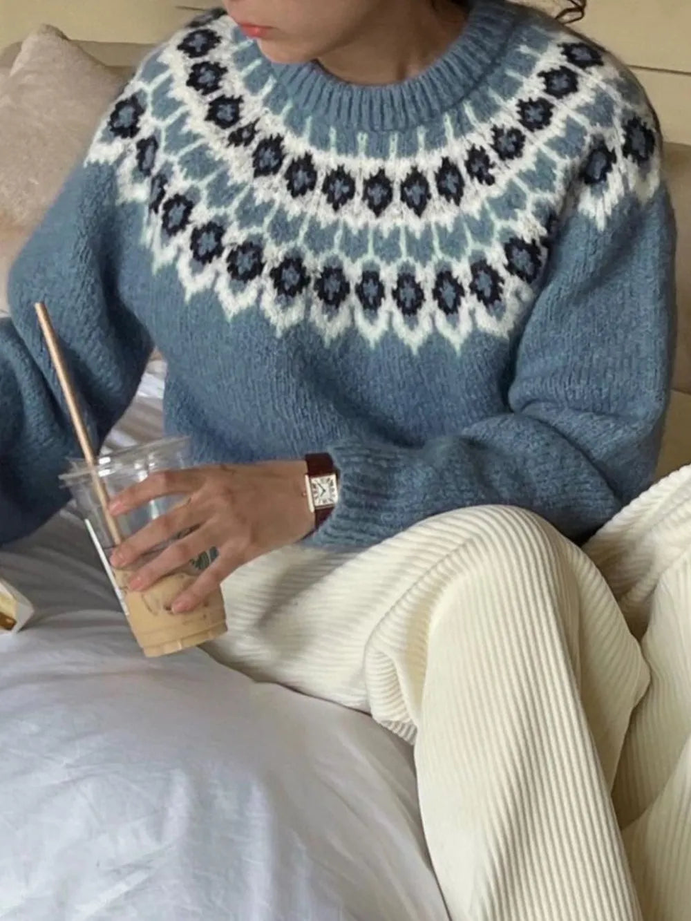 Round Neck Long Sleeve Sweater - Korvel