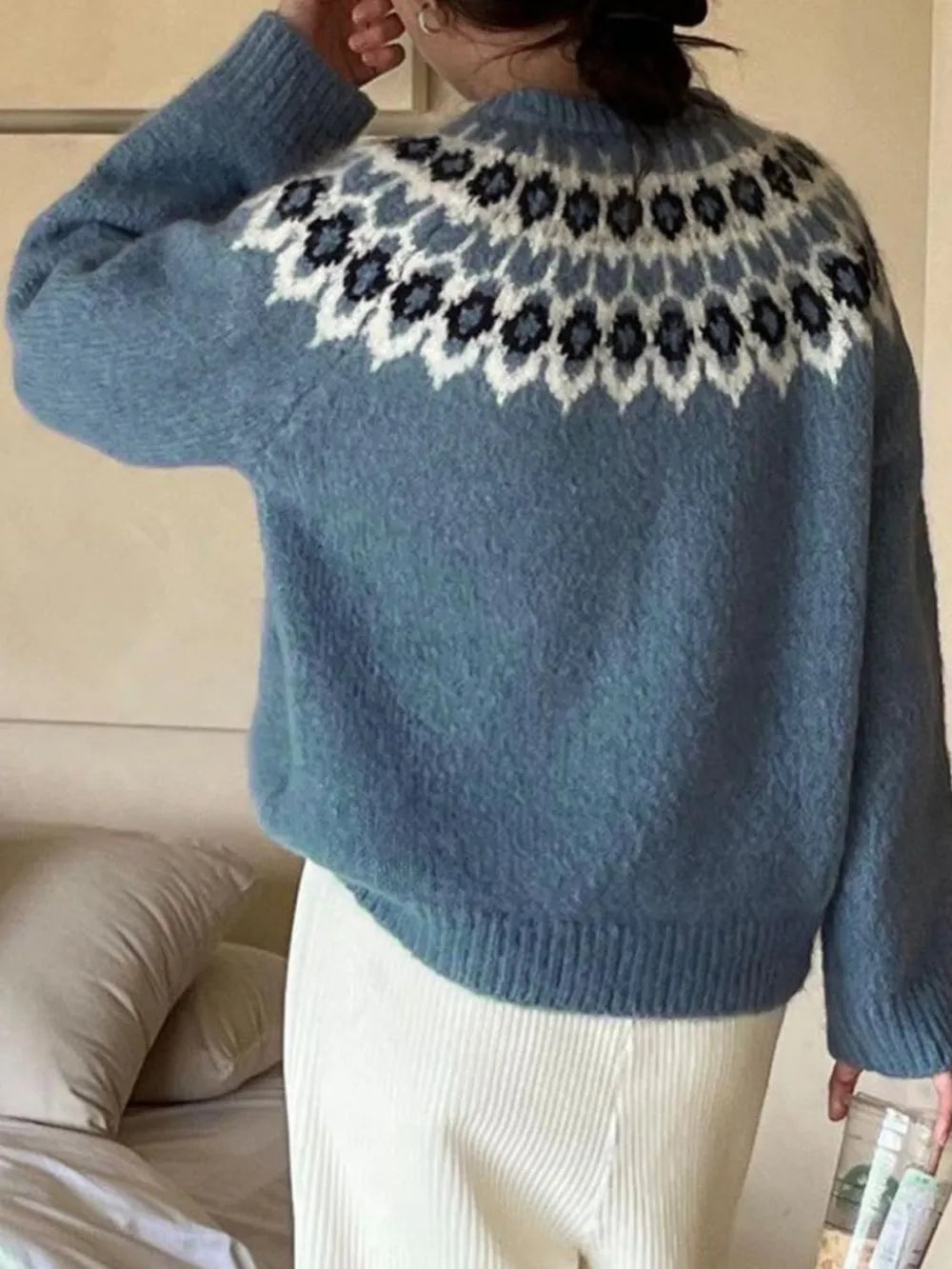 Round Neck Long Sleeve Sweater - Korvel