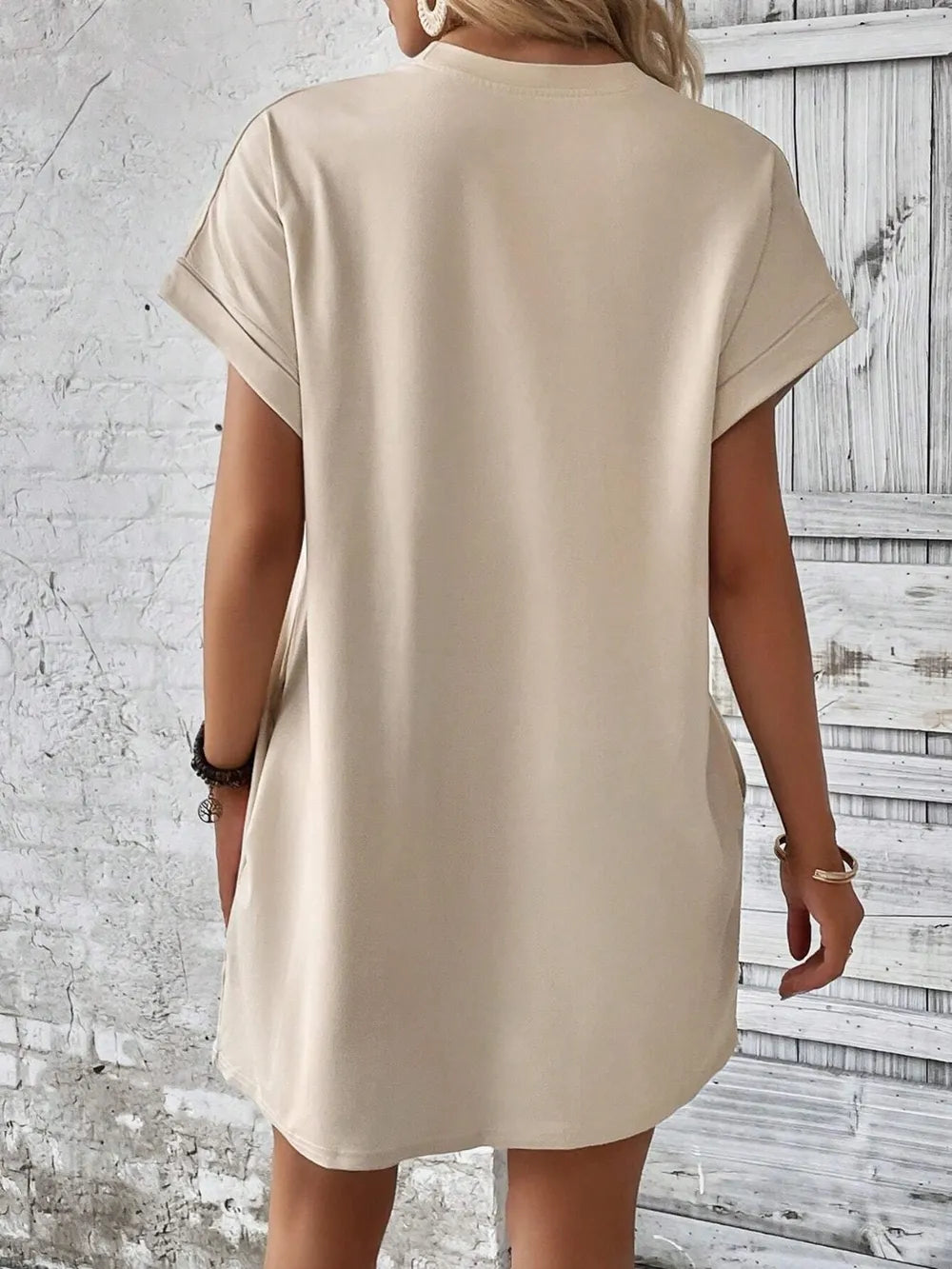 Elegant Round Neck Short Sleeve Mini Dress