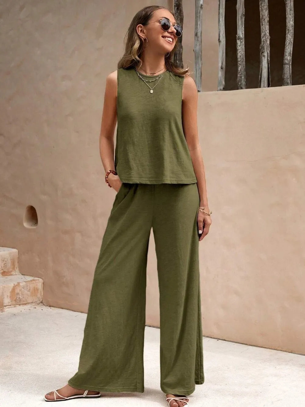 Round Neck Sleeveless Top and Wide Leg Pants Set - Korvel