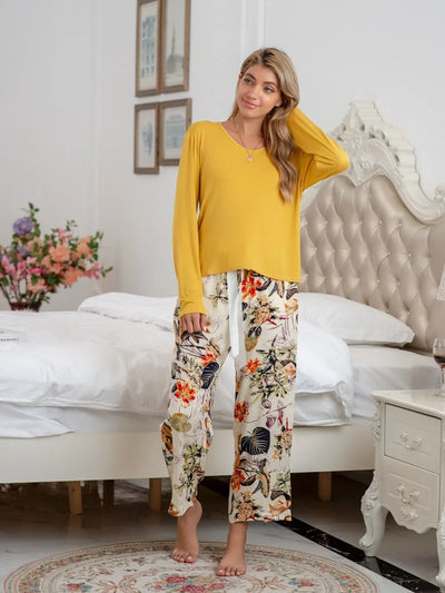 Round Neck Top and Printed Pants Lounge Set - Korvel
