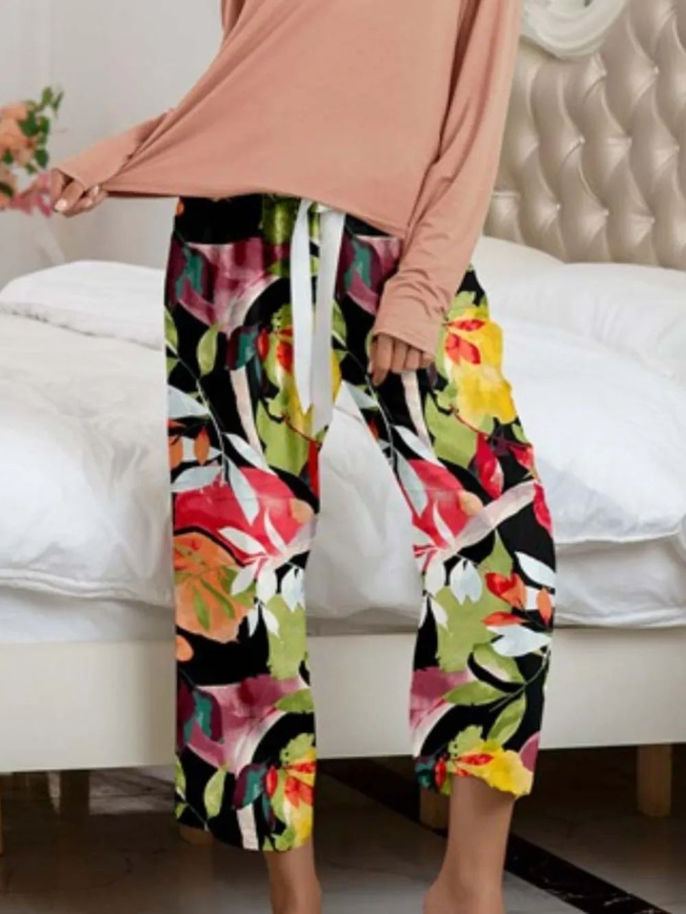 Round Neck Top and Printed Pants Lounge Set - Korvel