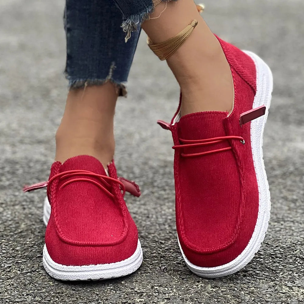 Elegant Round Toe Flat Slip-Ons for Everyday Comfort
