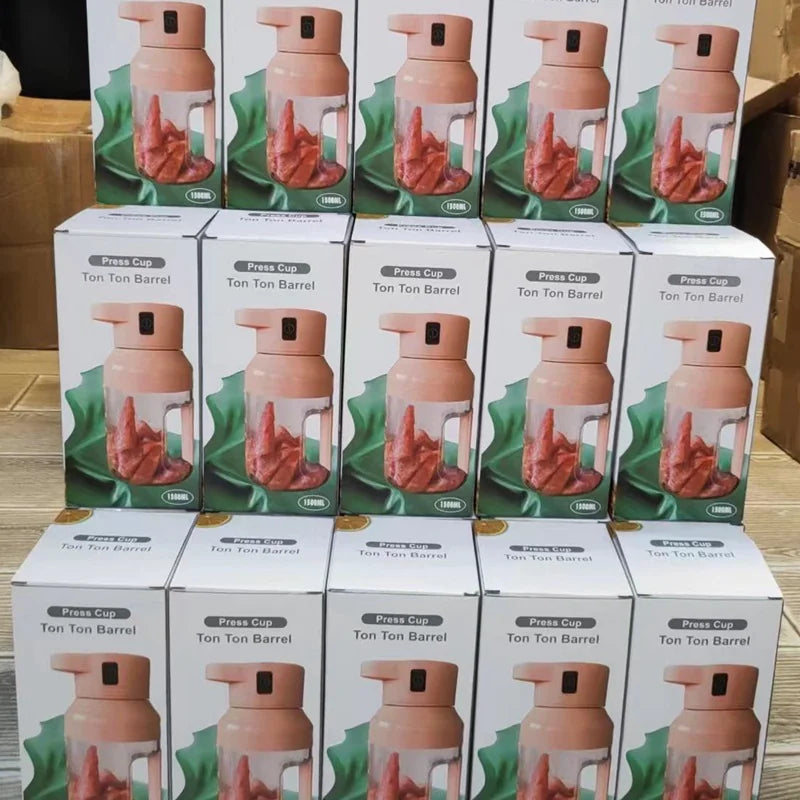 Portable Electric Juicer with 1500ml Capacity - USB Rechargeable