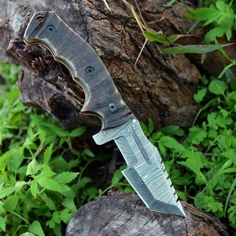 Artisan EDC Tracker Folding Knife - Exquisite Damascus Steel Design - Korvel