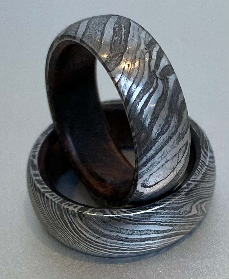 Personalized Damascus Steel Wedding Band - Korvel