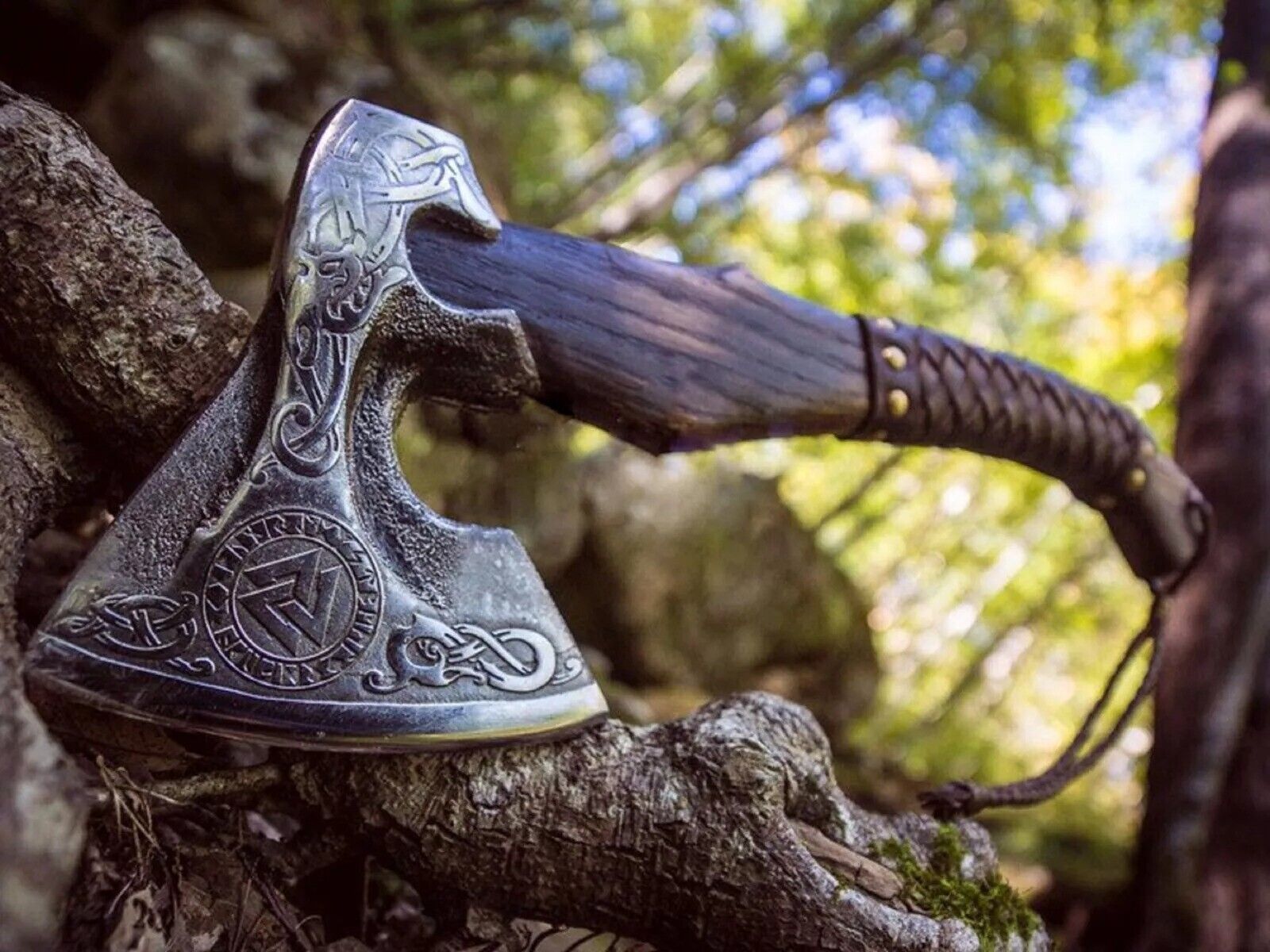 Handcrafted Native American Tomahawk – Forged 1095 Steel Blade & Rosewood Handle – Warrior’s Edge - Korvel