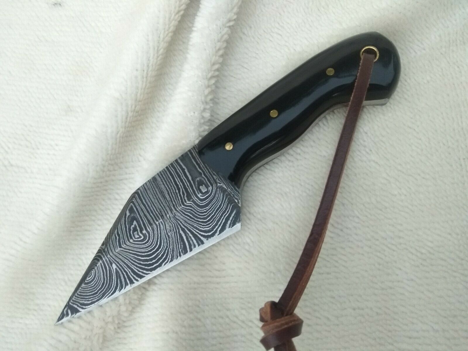 Exquisite Custom Damascus Steel Seax Knife with Buffalo Horn Handle - 7 Inches - Korvel