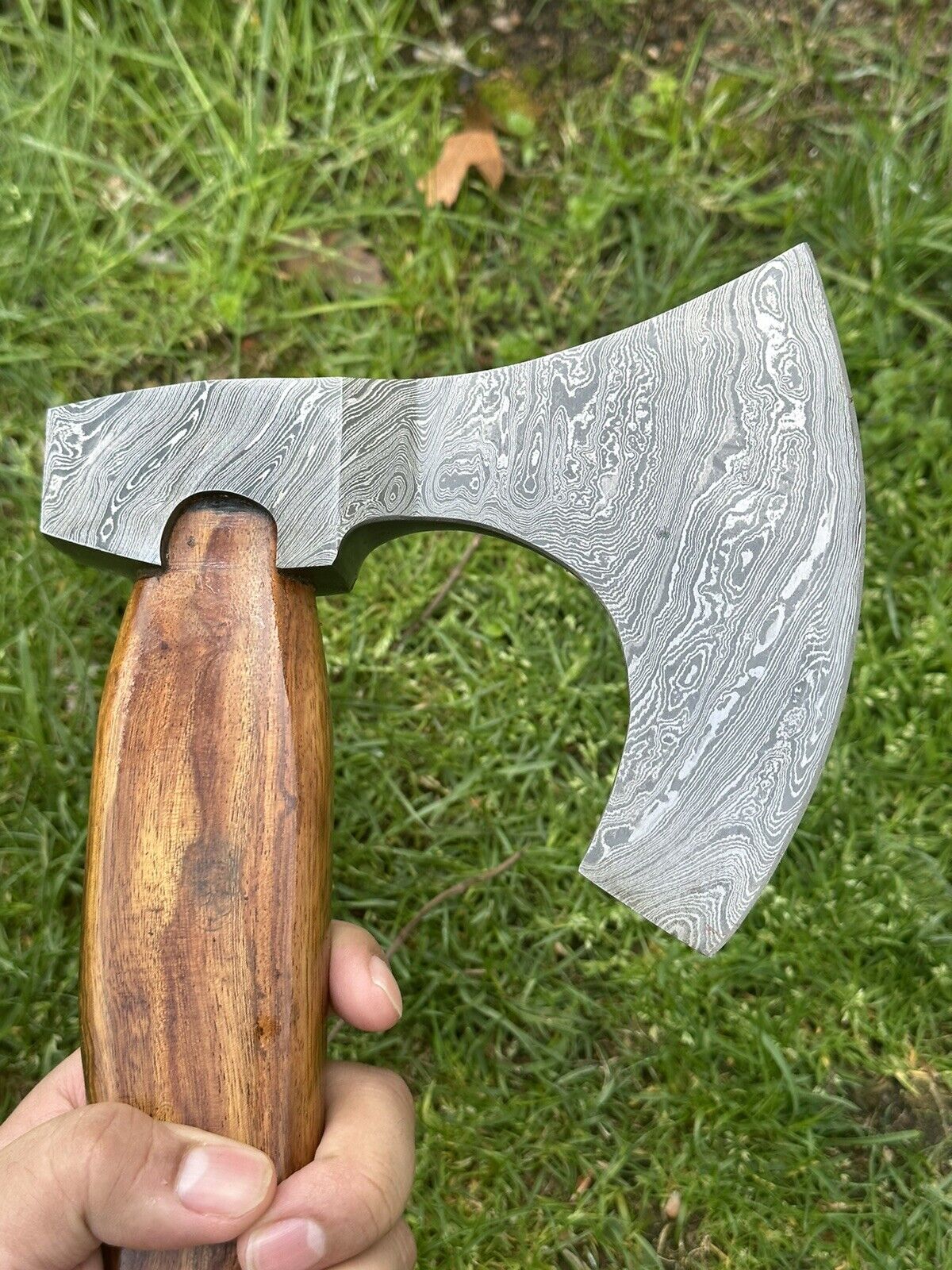 Premium Handcrafted Damascus Steel Tomahawk Axe – "Viking's Precision" - Korvel