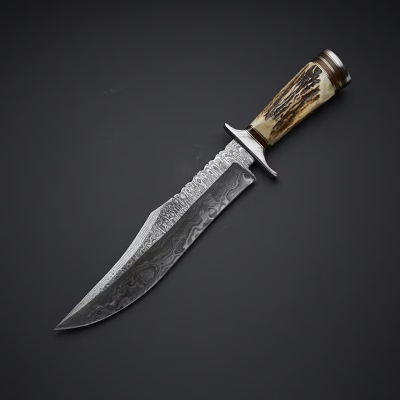 Heritage Hunter: Premium Bowie Knife with Unique Damascus Blade and Antler Handle - Korvel