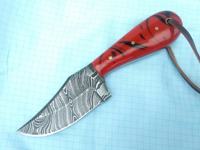 Artisan Crafted Damascus Steel Skinning Knife with Epoxy Resin Handle - Korvel