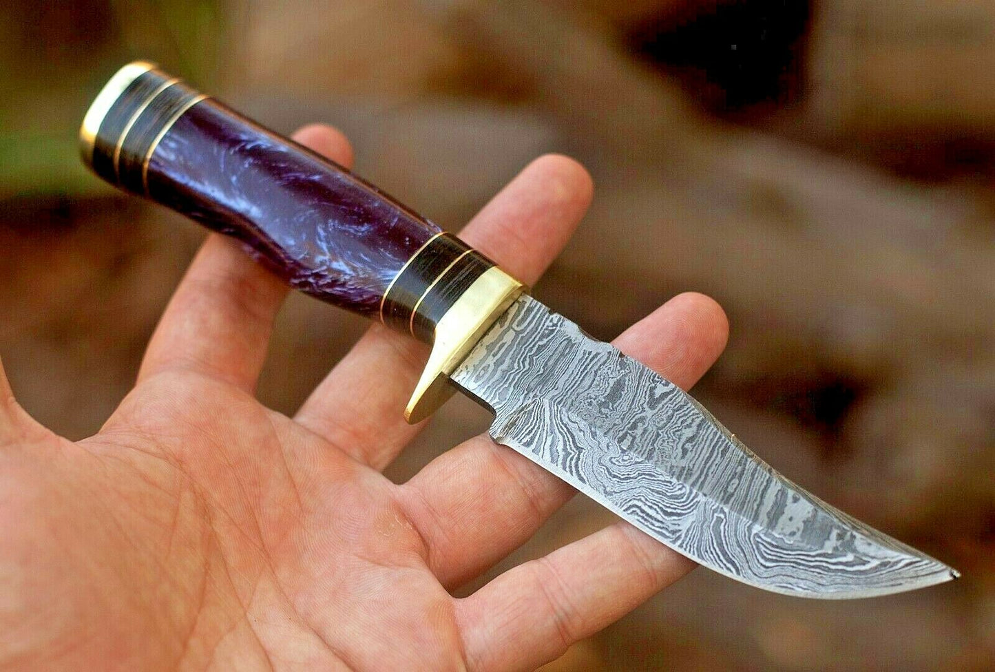 Artisan Crafted Damascus Steel Hunting Knife with Pearl Resin Handle - Korvel