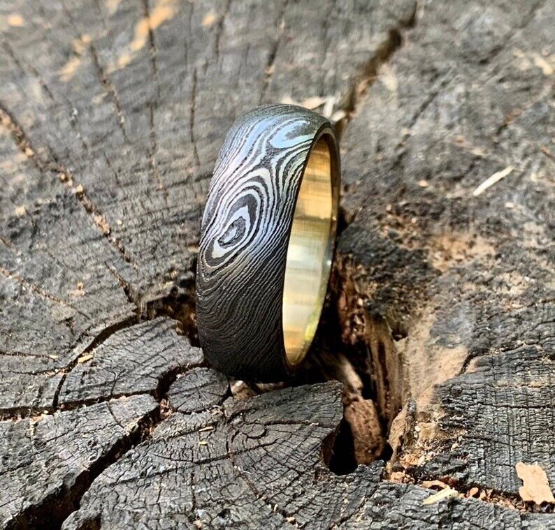 Personalized Damascus Steel Anniversary Band with Elegant Brass Inlay - Korvel