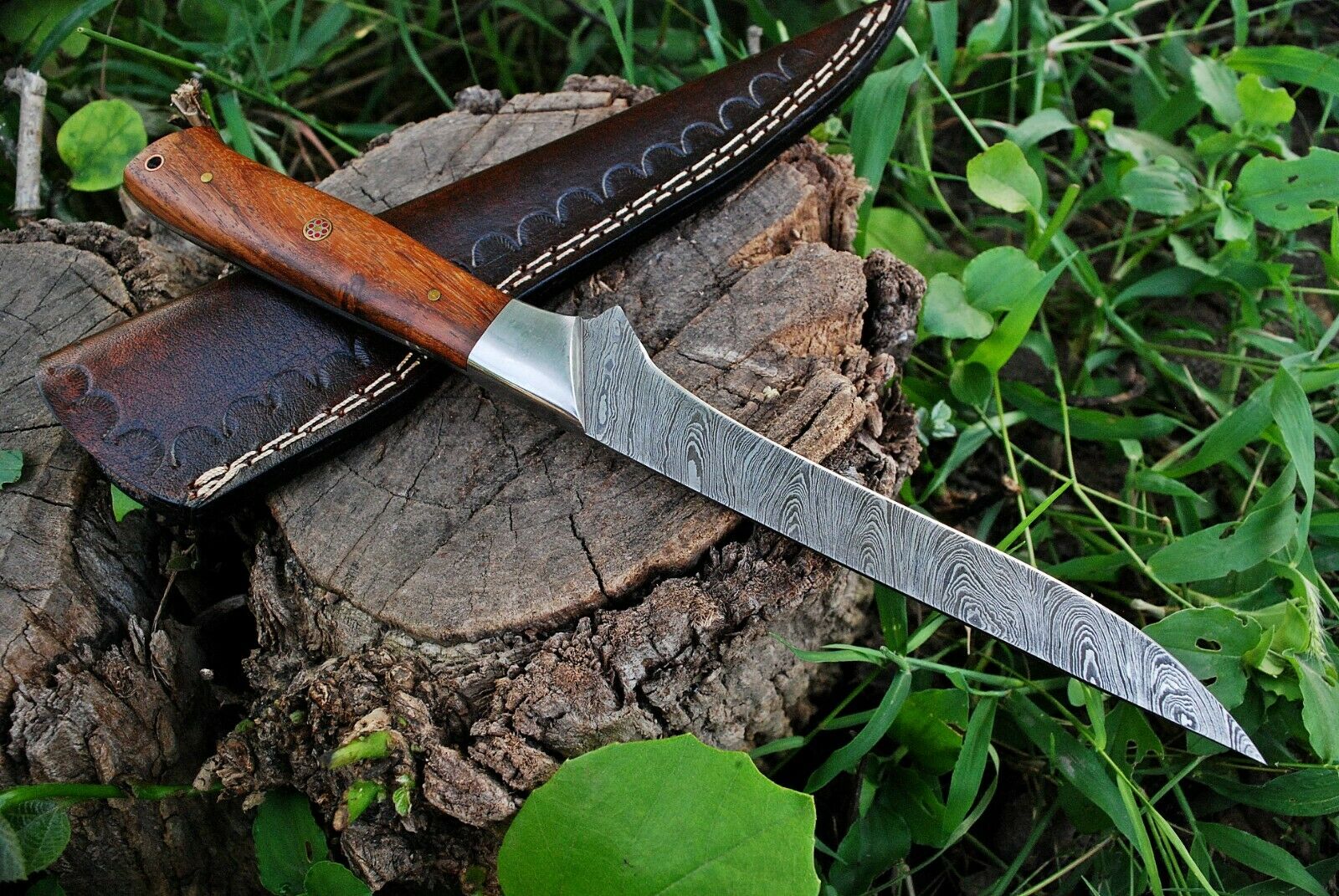 Exquisite Custom Damascus Steel Fillet Knife with Elegant Rosewood Handle - Korvel