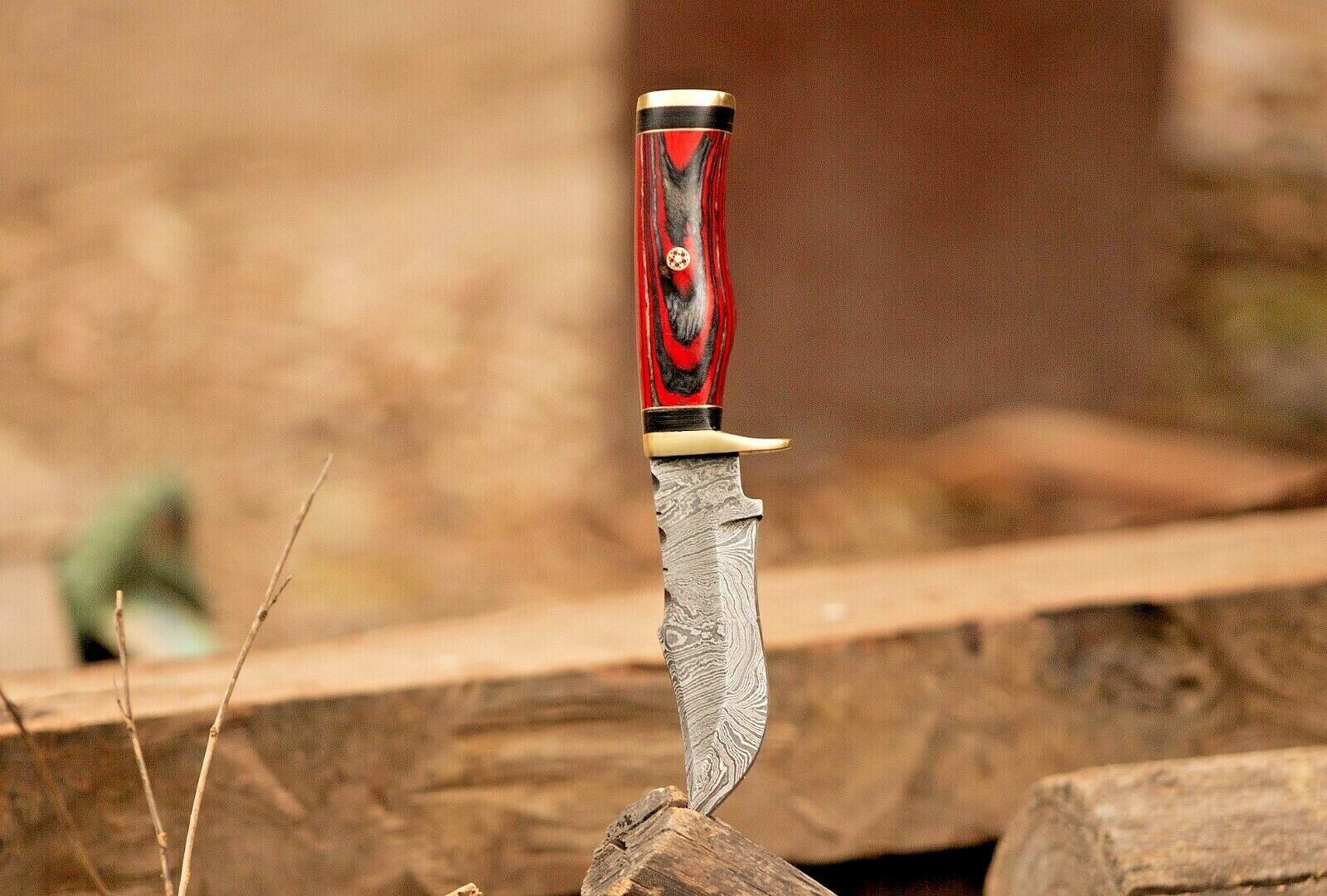 Premium Custom Damascus Steel Hunting Knife - Handcrafted Excellence - Korvel
