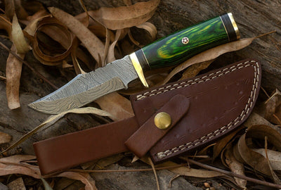 Artisan Crafted Damascus Steel Hunting Knife with Leather Sheath - Korvel
