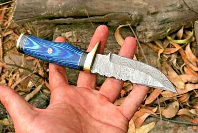 Artisan Crafted Damascus Steel Hunting Knife - Korvel