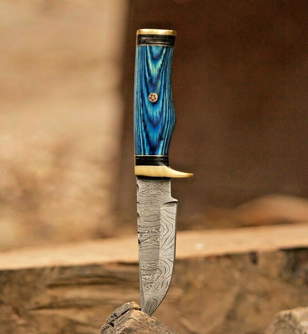 Artisan Crafted Damascus Steel Hunting Knife - Korvel