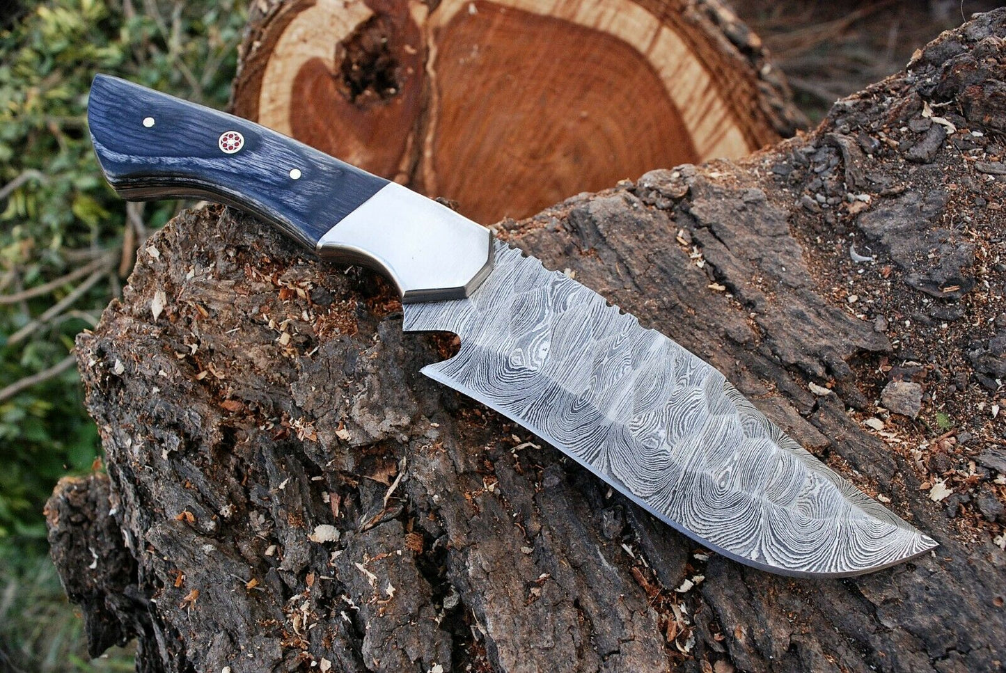 Bespoke Damascus Steel Hunting Knife - Artisan Crafted - Korvel