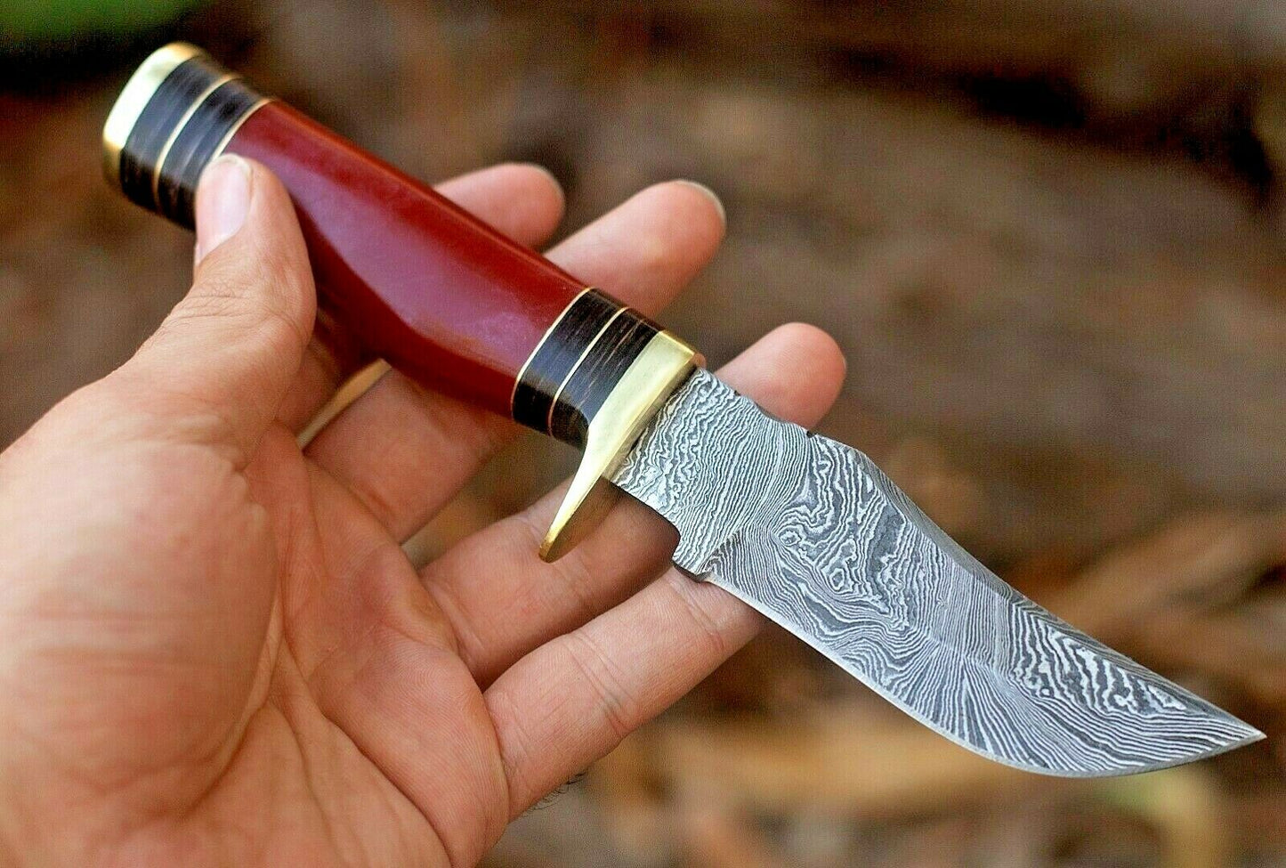 Premium Custom Damascus Steel Hunting Knife - Handcrafted Excellence - Korvel