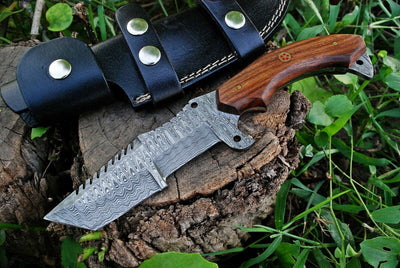 Premium Damascus Tanto Tracker Knife with Luxurious Rosewood Handle - 10 Inches, Multi-Functional Serrated Blade - Korvel