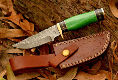 Artisan Crafted Damascus Steel Hunting Knife for Outdoor Adventures - Korvel