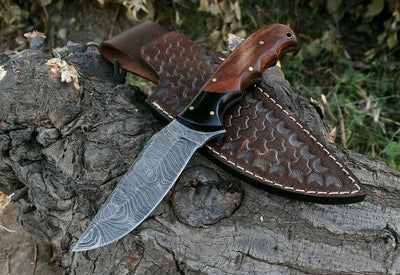 Premium Custom Damascus Steel Hunting Knife for Skinning - Korvel