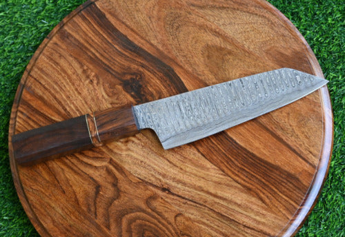 Mastercraft Santoku Knife: Handcrafted Damascus Steel with Rosewood Handle & Leather Case - Korvel