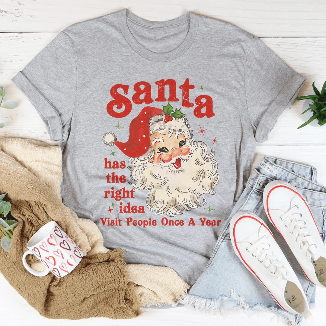 Camiseta de Papá Noel tiene la idea correcta: visita a la gente una vez al año