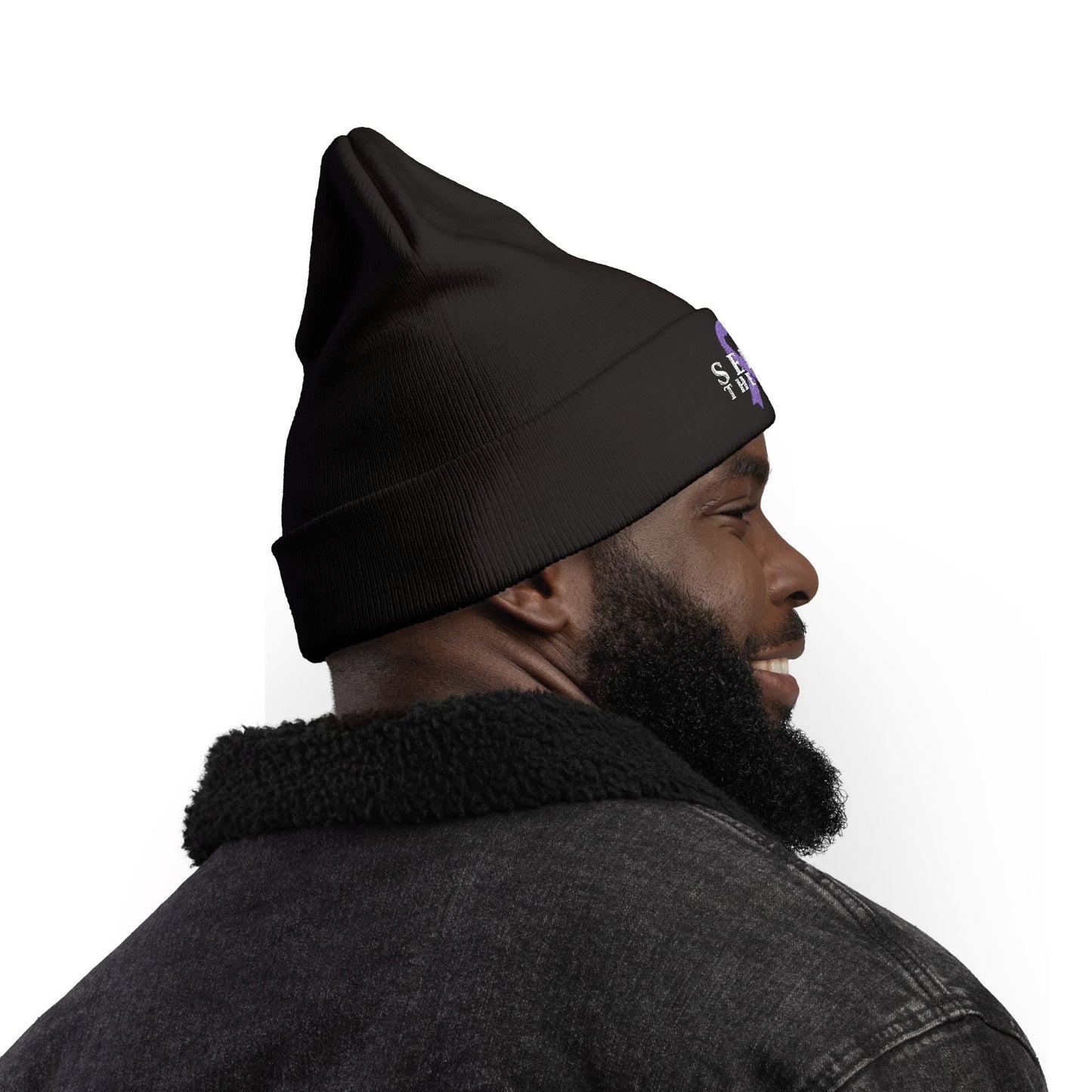 Bonnet en tricot brodé Saisissez le jour