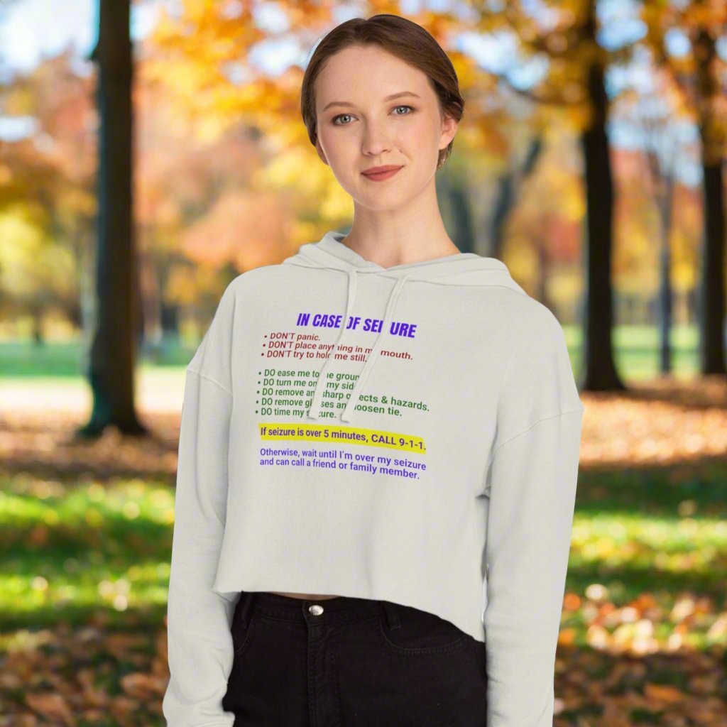 Sweatshirt à capuche court et chic pour femmes
