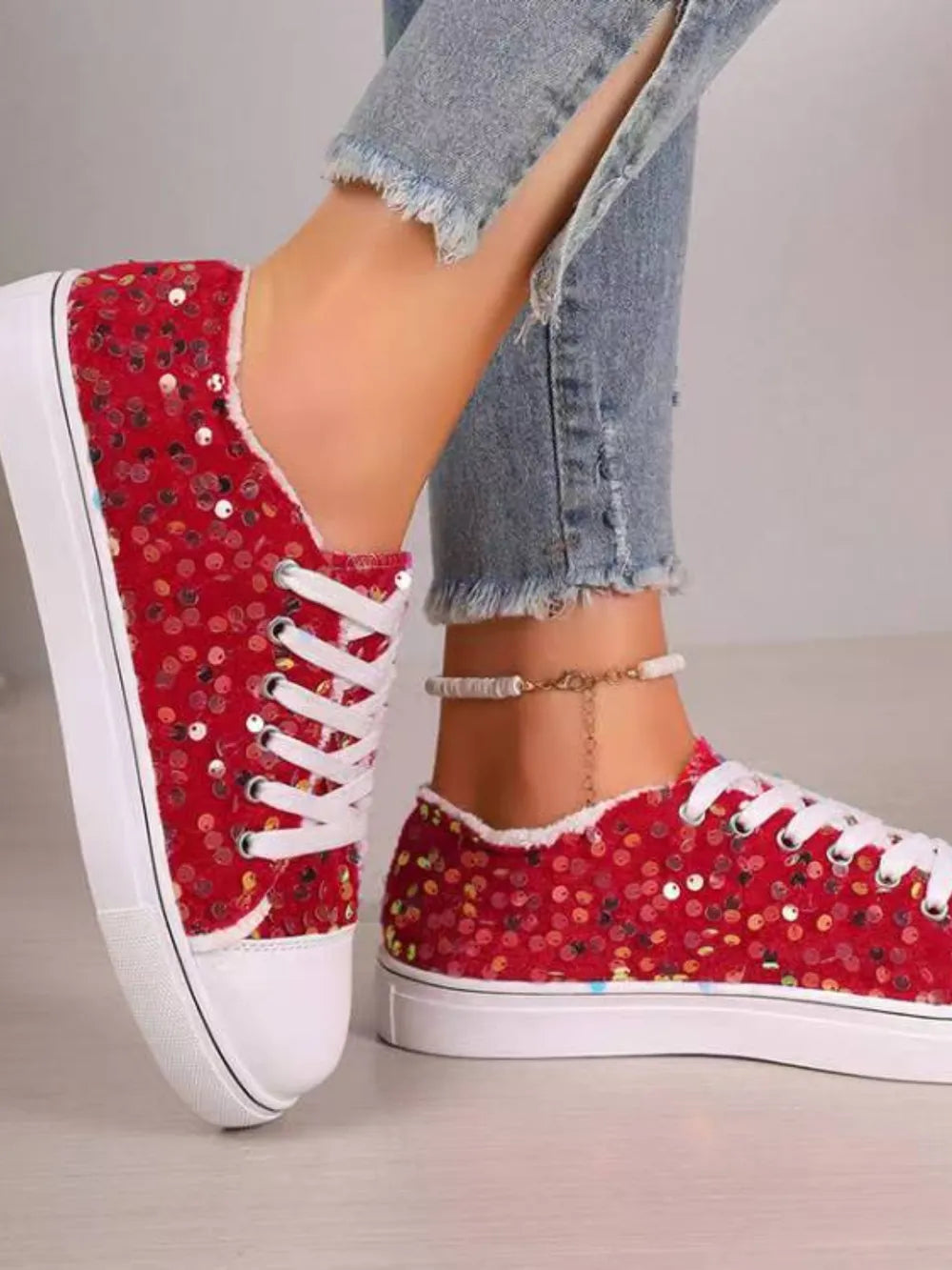Sequin Round Toe Flat Sneakers - Korvel