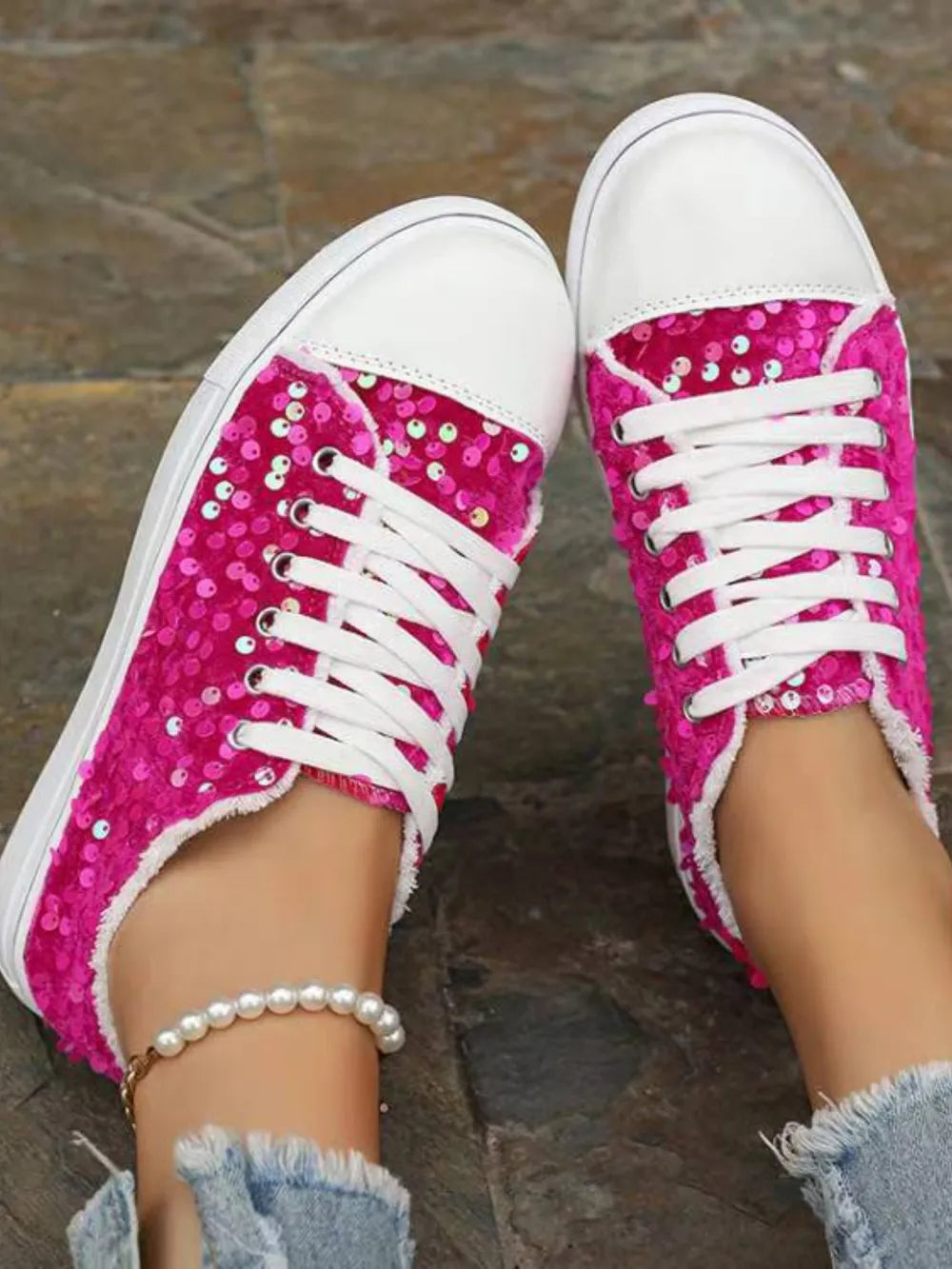 Sequin Round Toe Flat Sneakers - Korvel