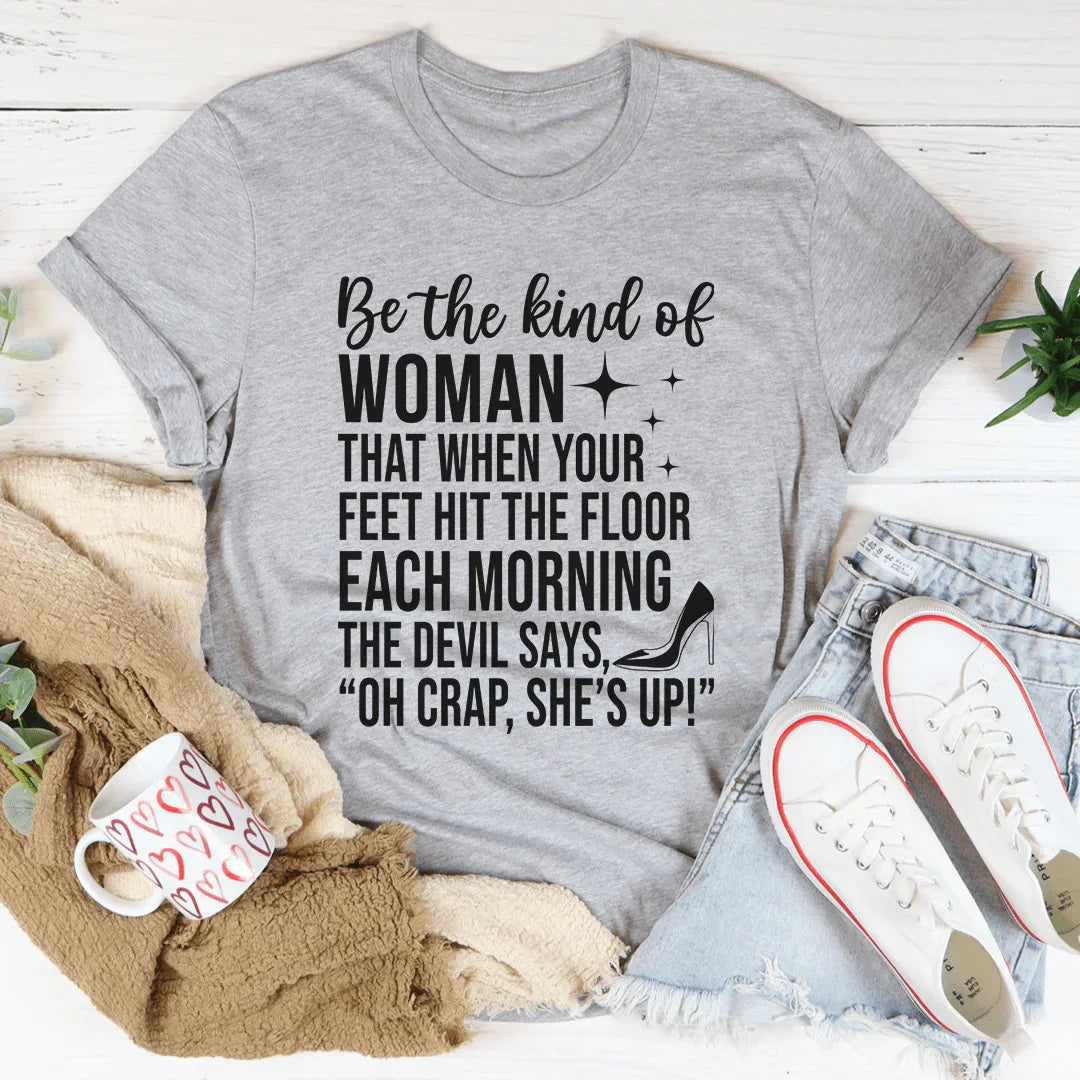 Camiseta She's Up - Suave y Elegante para el Uso Diario