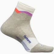 Feetures Trail Max Cushion Quarter Socks