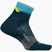 Feetures Trail Max Cushion Quarter Socks