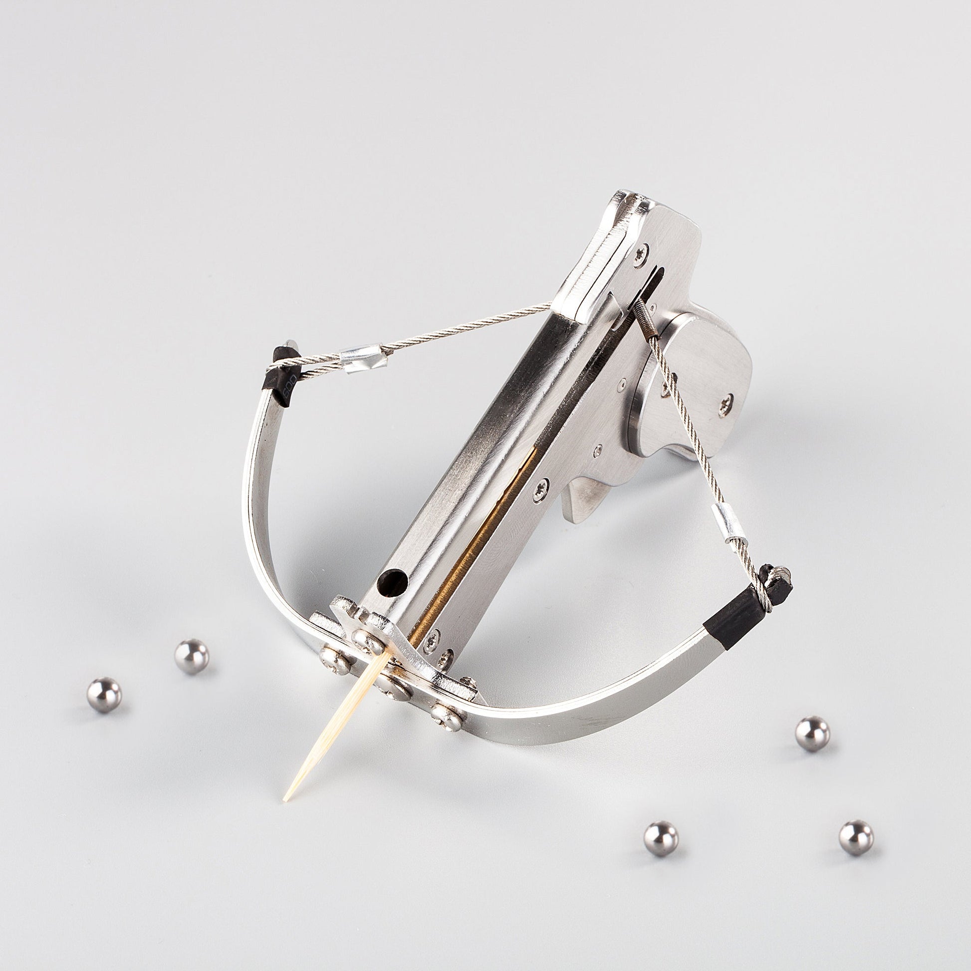 Stealthy Mini Crossbow - The Silent Sweeper - Korvel