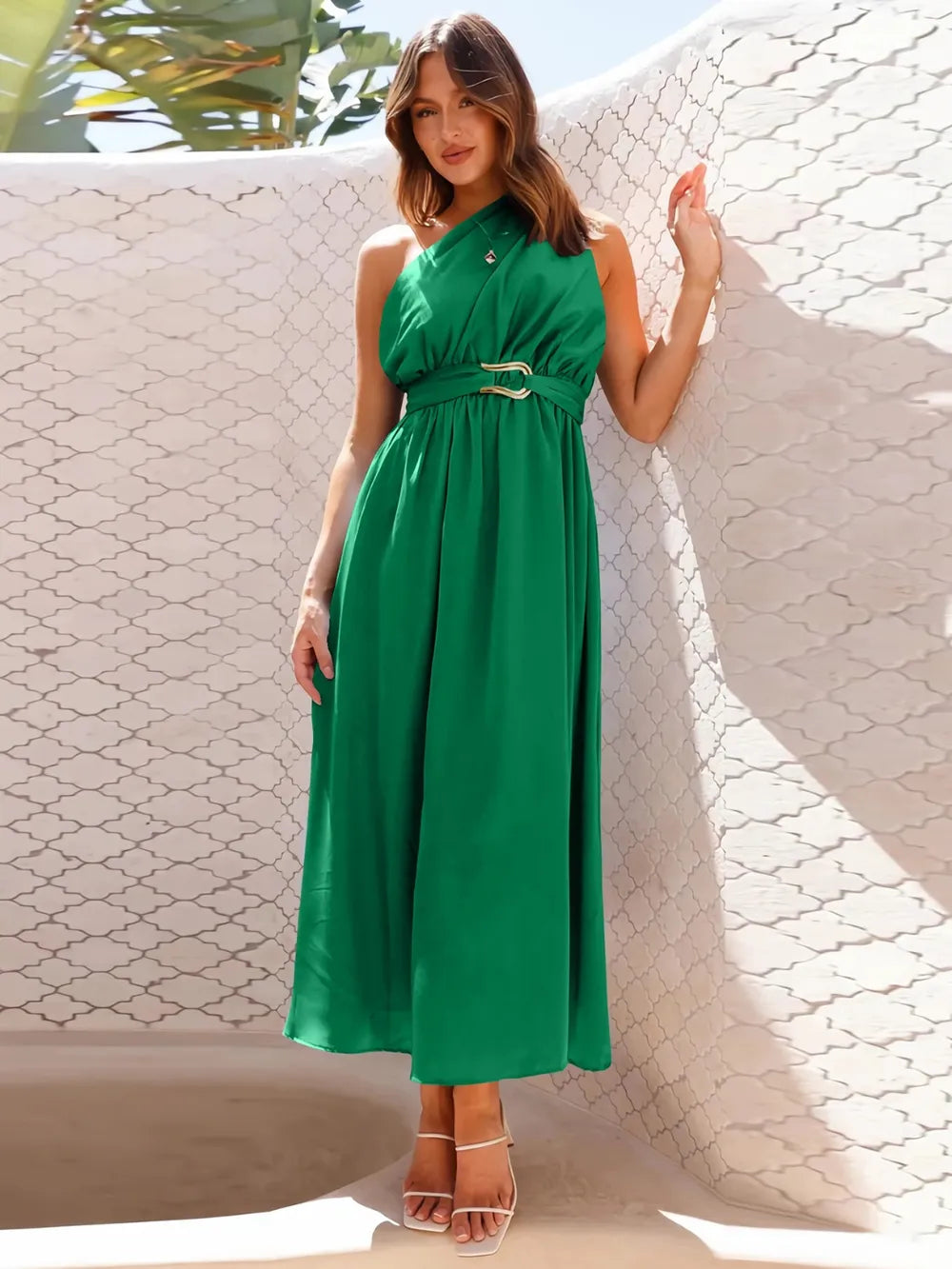 Robe midi élégante à épaule unique