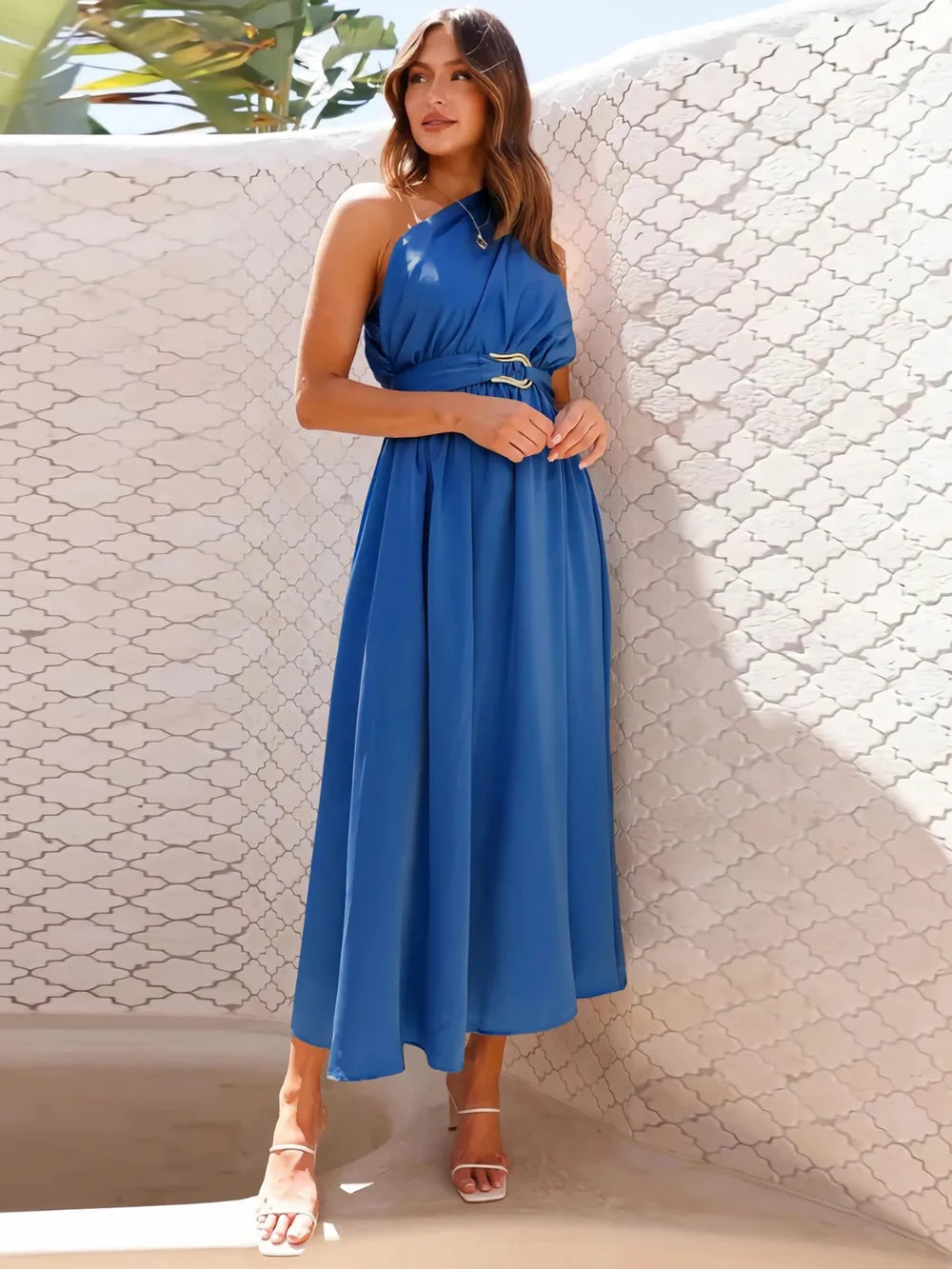 Robe midi élégante à épaule unique