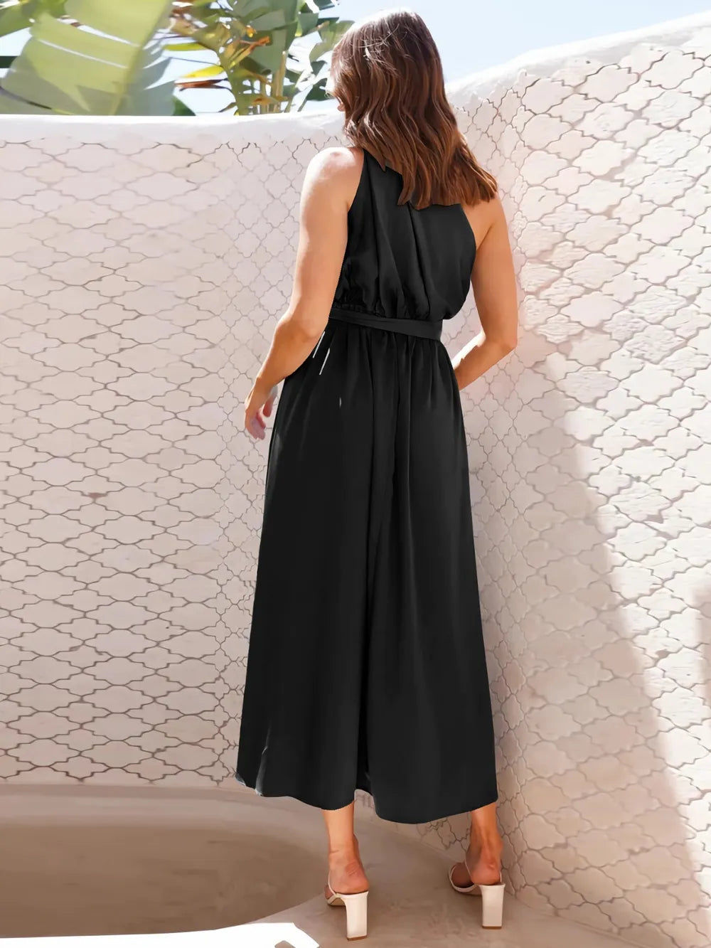 Robe midi élégante à épaule unique